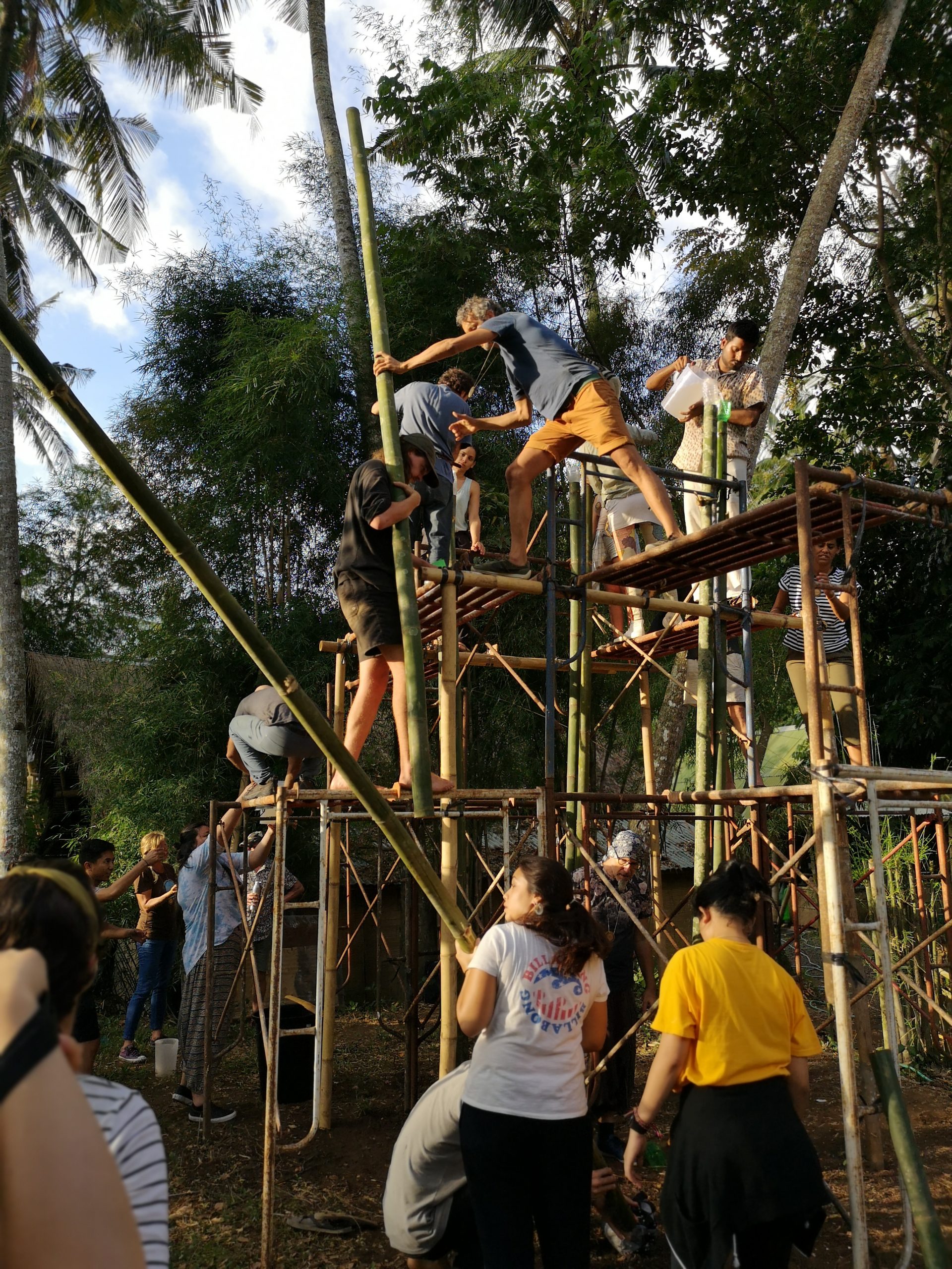 BAMBOO U - Treatment Process During the 11 Day Build & Design Course