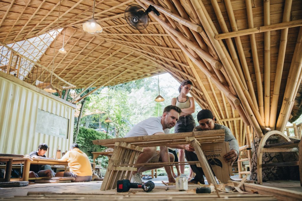 BAMBOO U_Carpentry Station