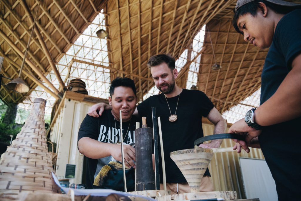 BAMBOO U - Build & Design Course Lamp Creation Made by Vicky Wirasatya 