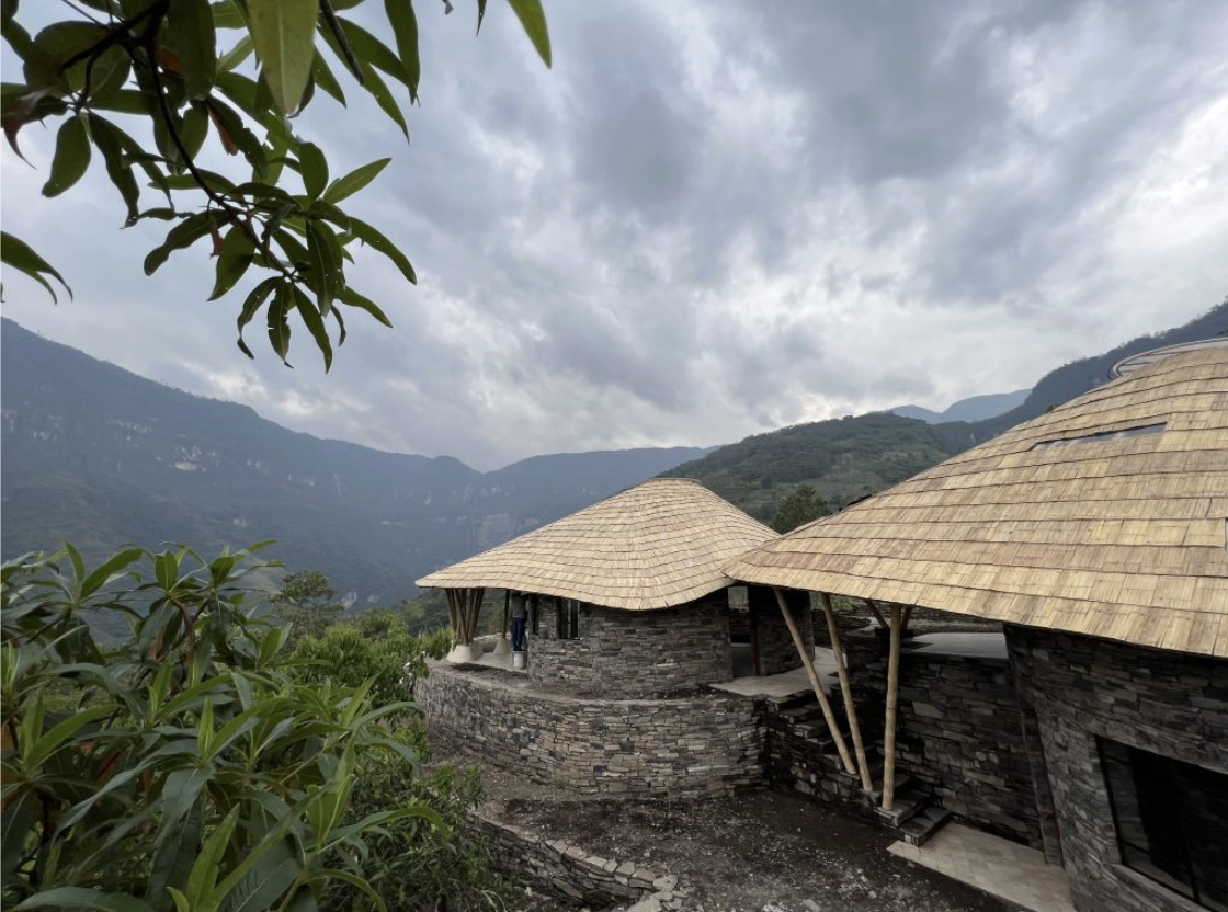 BAMBOO U - Bamboo Lodge Project by Octavio van Praag