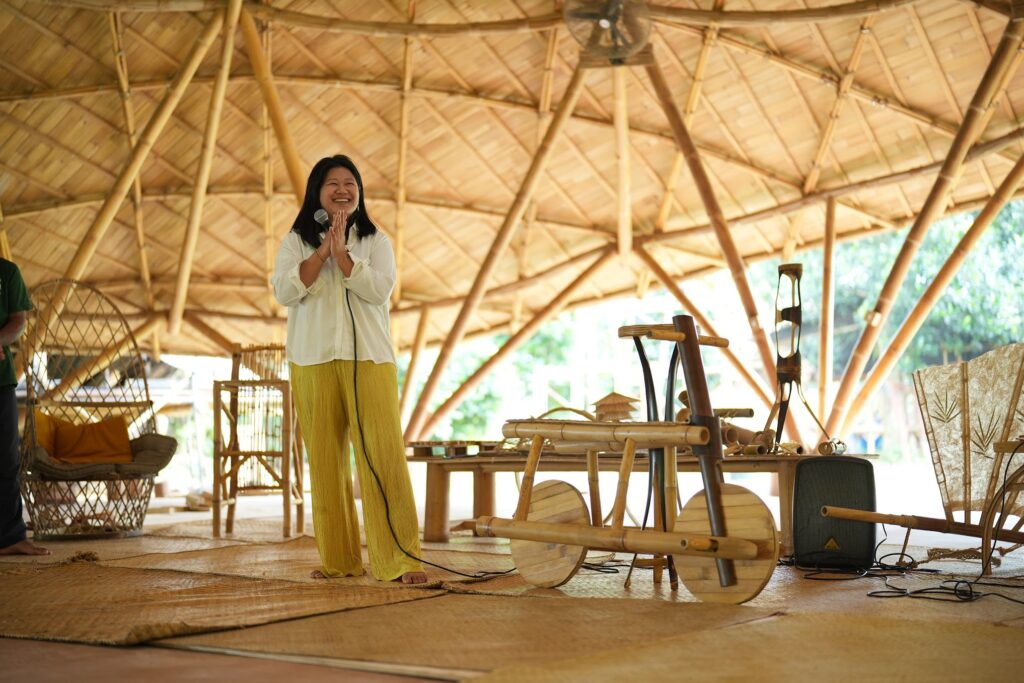 DSC05690 - Bamboo U